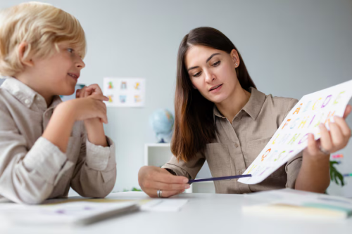 what is the difference between assessment and evaluation